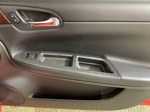 Used 2009 Chevrolet Impala LT FWD image 27