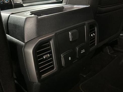 Used 2019 Ford F150 XLT w/ Equipment Group 302A Luxury AWD/4WD image 27