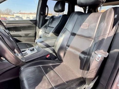 Used 2017 Jeep Grand Cherokee Overland image 11