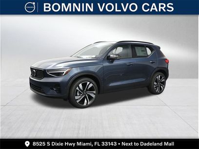 New 2026 Volvo XC40 B5 Ultra w/ Protection Package Premier