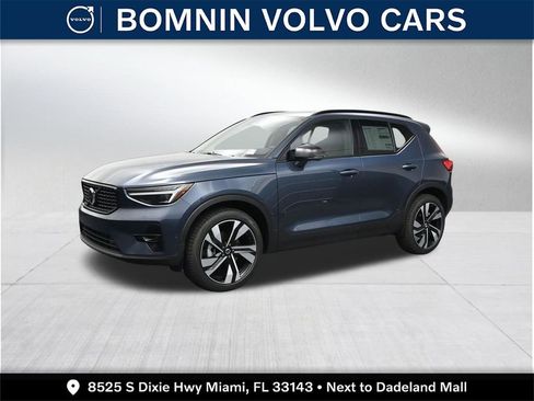 New 2026 Volvo XC40 B5 Ultra w/ Protection Package Premier AWD/4WD image 1