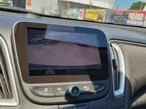 Used 2022 Chevrolet Malibu LS FWD image 29