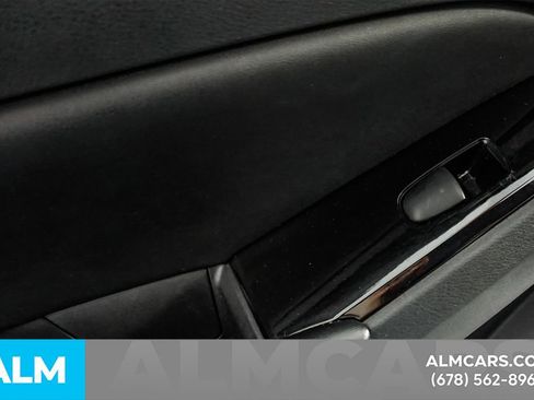 Used 2025 Nissan Altima 2.5 SR FWD image 51