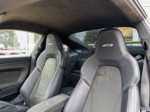 Used 2022 Porsche 911 GT3 image 11