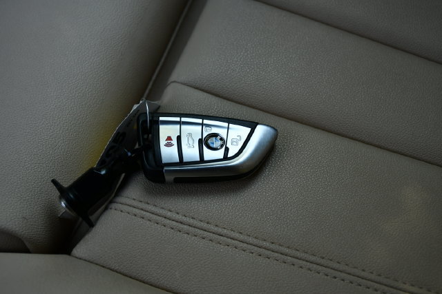 Used 2021 BMW X5 xDrive40i w/ Convenience Package AWD/4WD image 15