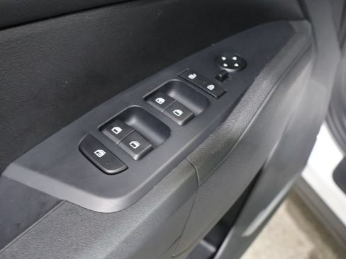 Used 2025 Kia Sportage LX AWD/4WD image 14