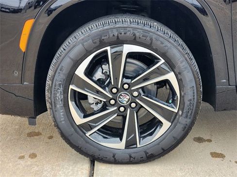 New 2025 Buick Enclave Sport Touring w/ Super Cruise Package image 9