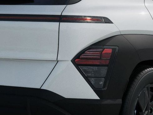 Used 2026 Hyundai Kona SEL Sport FWD image 10