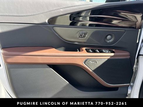 New 2026 Lincoln Nautilus Reserve image 10