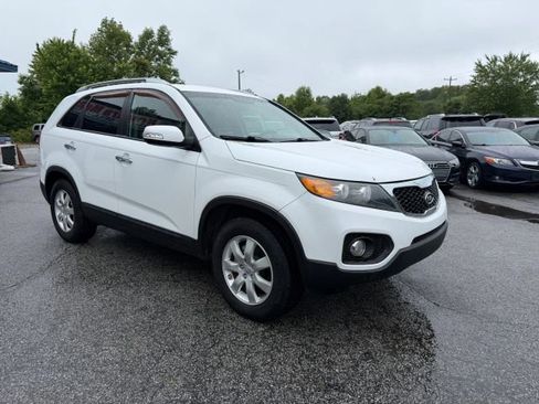 Used 2013 Kia Sorento LX w/ Convenience Pkg FWD image 7