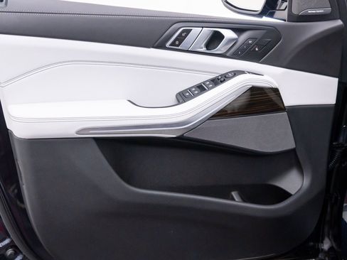 Certified 2025 BMW X5 M60i w/ Climate Comfort Package image 13