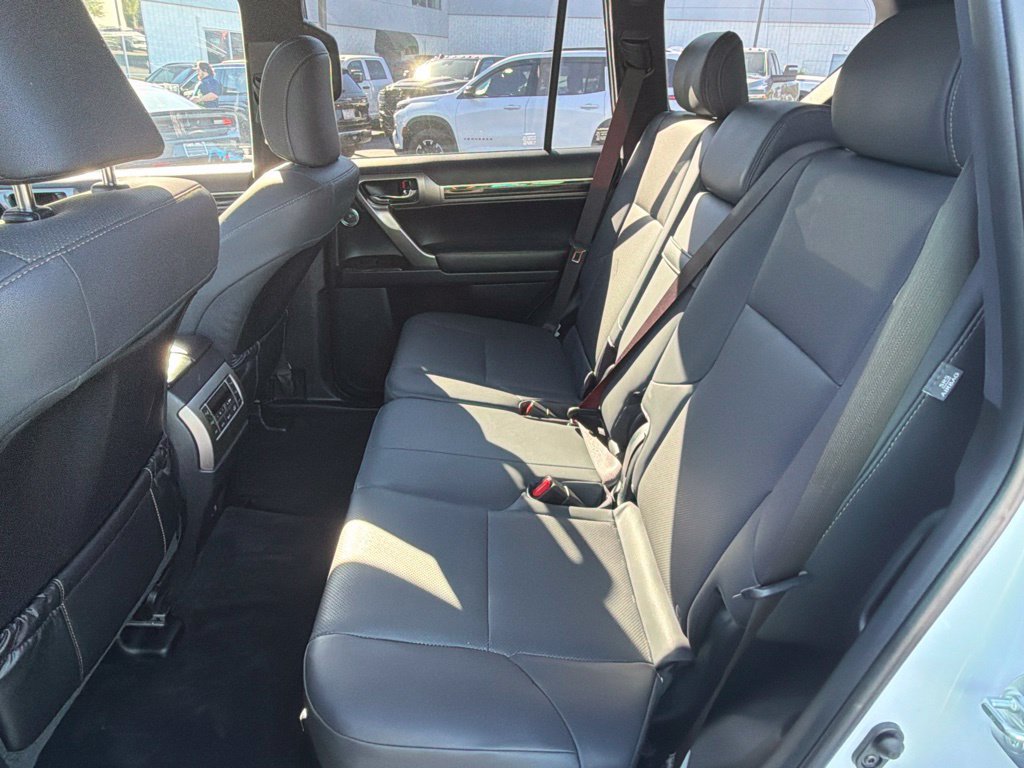 Used 2021 Lexus GX 460 Premium w/ Premium Plus Package AWD/4WD image 5