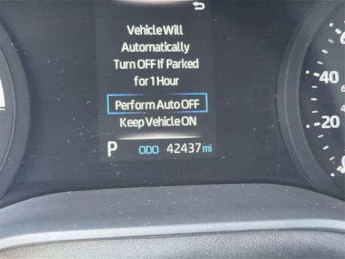 Used 2022 Toyota Sienna XLE w/ XLE Plus Package image 21