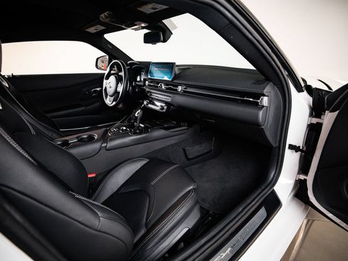 Used 2024 Toyota Supra RWD image 27