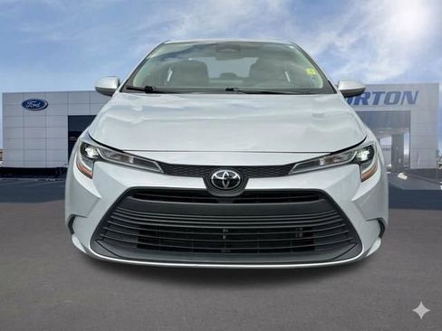 Used 2023 Toyota Corolla LE FWD image 10