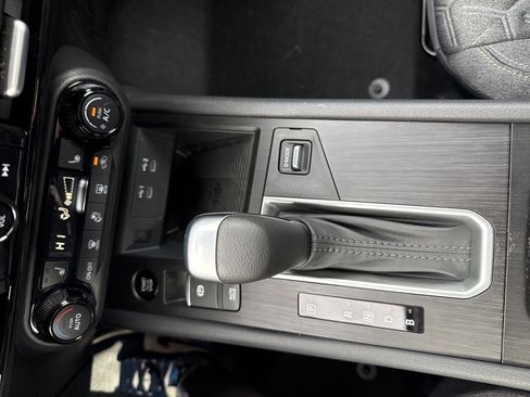 New 2026 Nissan Kicks SV image 18