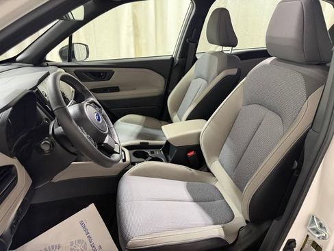 Certified 2025 Subaru Forester Premium AWD/4WD image 22