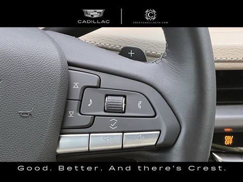 Used 2025 Cadillac XT4 Premium Luxury FWD image 16