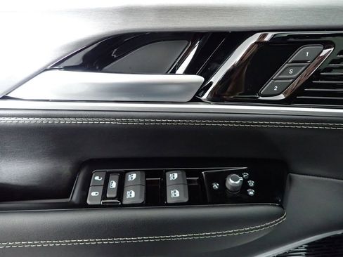 New 2026 Jeep Grand Wagoneer Limited AWD/4WD image 24