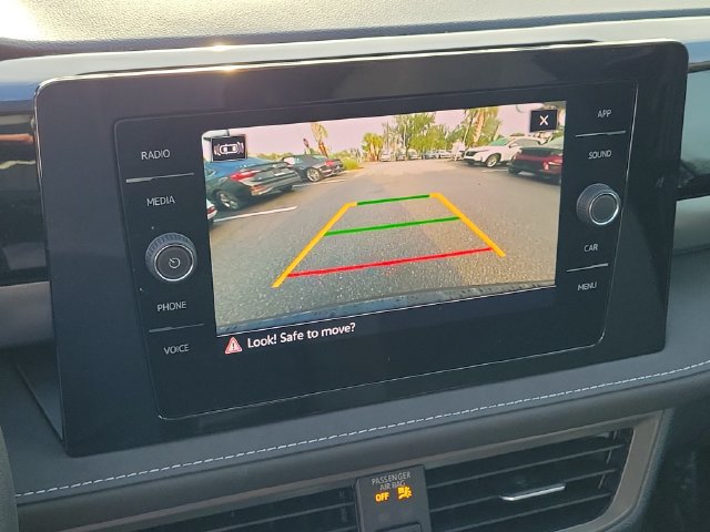 Certified 2026 Volkswagen Taos SE FWD image 23