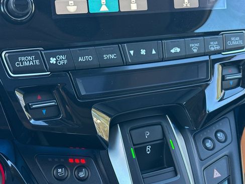 Used 2019 Honda Odyssey Elite image 18