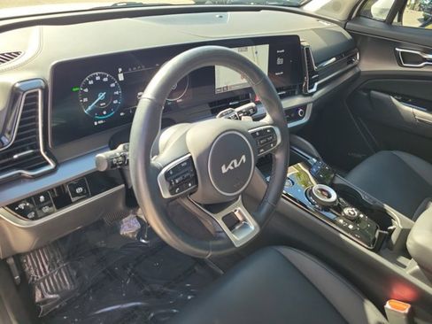 Used 2024 Kia Sportage SX Prestige image 18