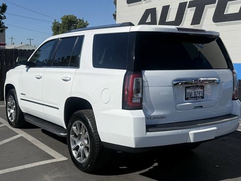 Used 2018 GMC Yukon Denali RWD image 4