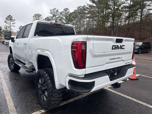 Used 2024 GMC Sierra 2500 Denali w/ Denali Reserve Package image 4