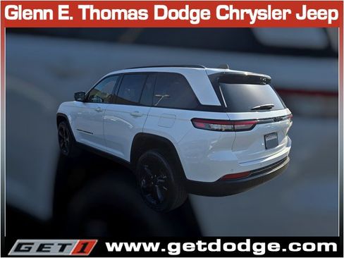 Certified 2023 Jeep Grand Cherokee Altitude RWD image 6