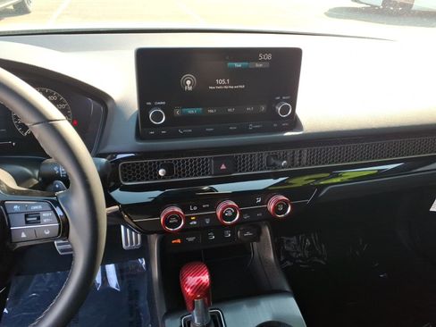 Used 2025 Honda Civic Sport image 9