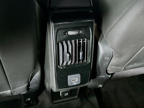 Certified 2023 Jeep Compass Limited AWD/4WD image 34