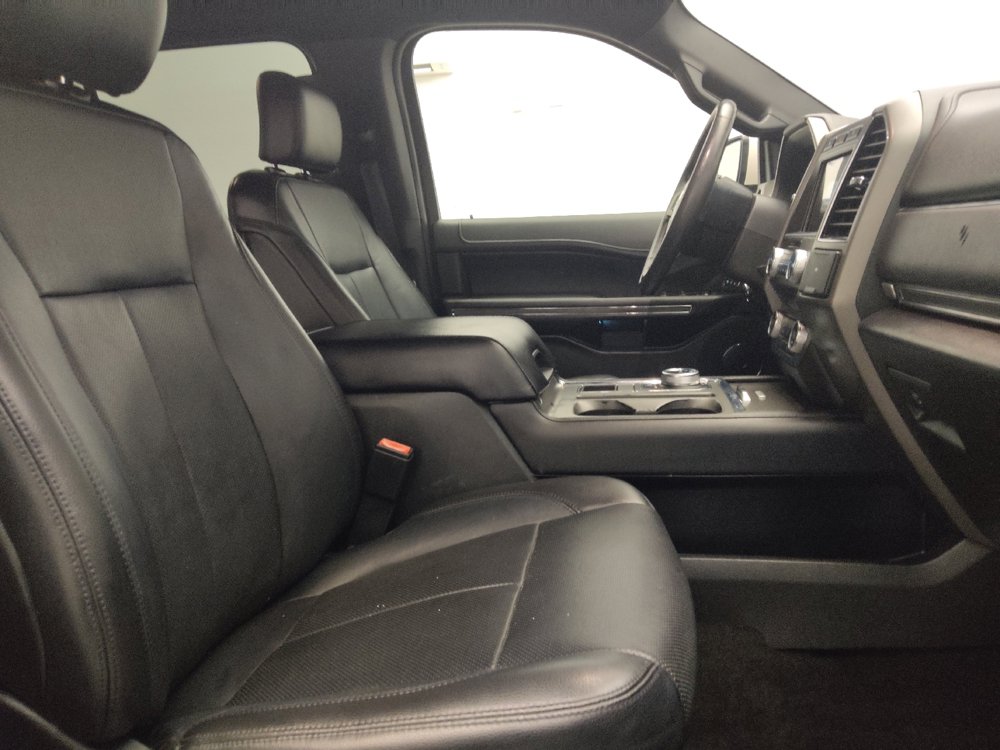 Used 2018 Ford Expedition Max XLT w/ Equipment Group 202A RWD image 21