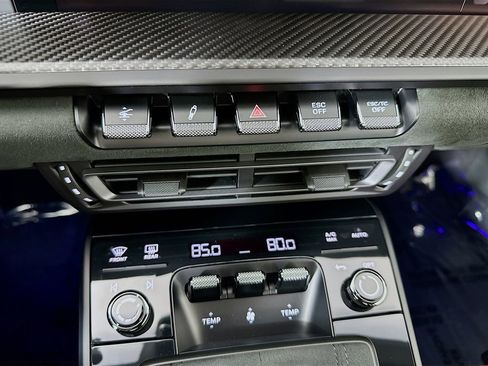 Certified 2024 Porsche 911 GT3 RS image 17