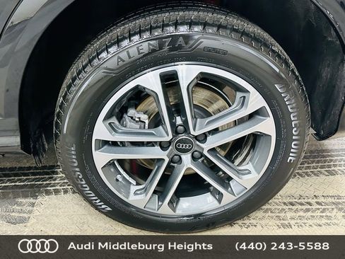 Certified 2025 Audi Q5 Premium w/ Convenience Package image 32