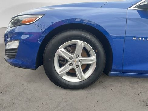 Used 2023 Chevrolet Malibu LT FWD image 14