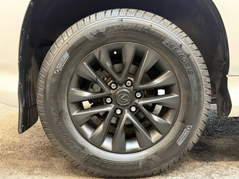 Used 2016 Lexus GX 460 Premium image 23