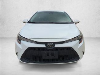 Used 2020 Toyota Corolla LE video 2