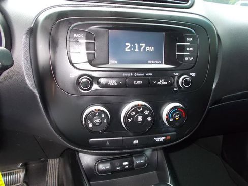 Used 2016 Kia Soul w/ Convenience Package FWD image 31