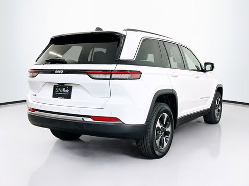 Used 2023 Jeep Grand Cherokee 4WD 4xe image 9