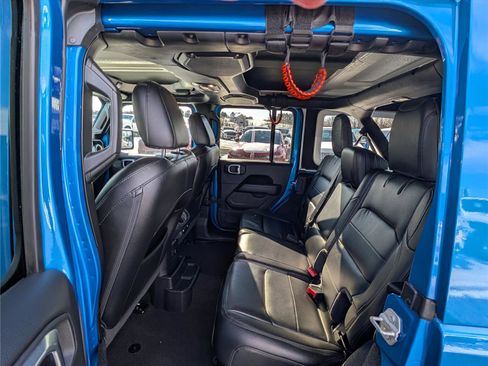 Used 2021 Jeep Wrangler Unlimited Sahara image 13