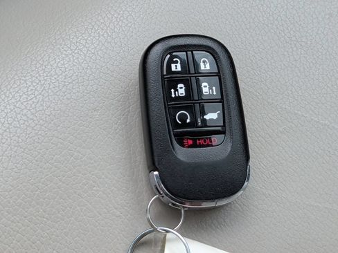Used 2025 Honda Odyssey EX-L image 39