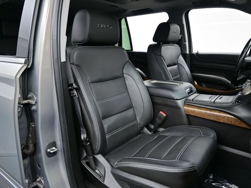 Used 2019 GMC Yukon Denali w/ Denali Ultimate Package AWD/4WD image 14