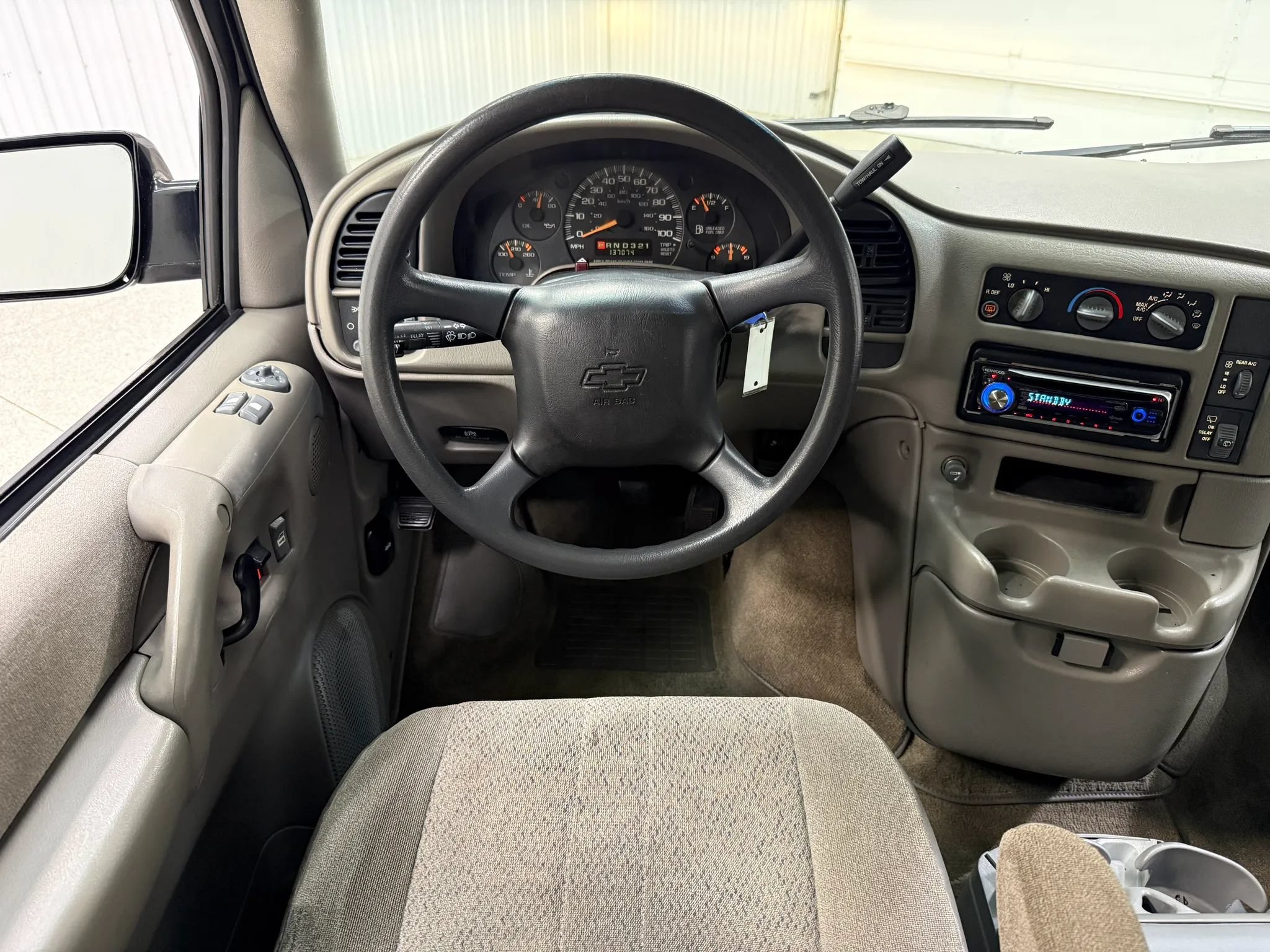 Used 2004 Chevrolet Astro Passenger AWD w/ LS Preferred Equipment Group image 19