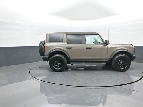 New 2026 Ford Bronco Badlands image 8