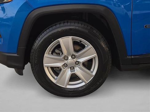 Used 2022 Jeep Compass Latitude w/ Convenience Group FWD image 23