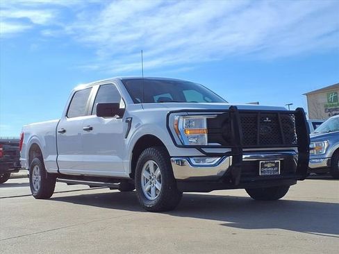 Used 2022 Ford F150 XL w/ Trailer Tow Package image 3