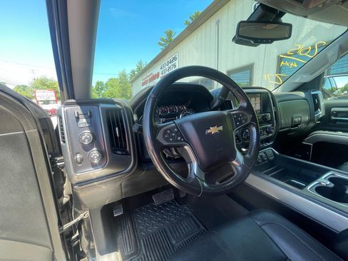 Used 2015 Chevrolet Silverado 1500 LTZ Z71 w/ LTZ Plus Package AWD/4WD image 13