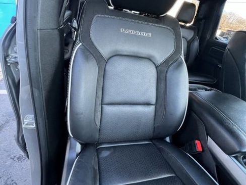 Used 2025 RAM 1500 Laramie image 16