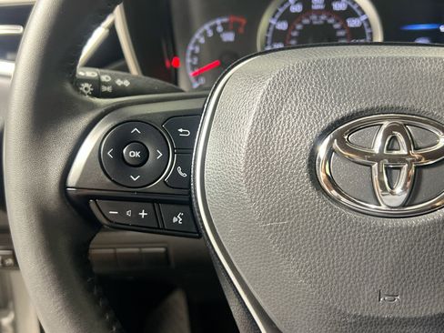 Used 2021 Toyota Corolla SE FWD image 18