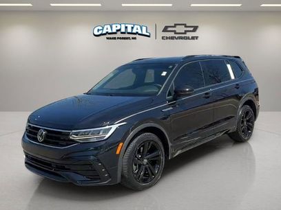 Used 2023 Volkswagen Tiguan SE R-Line